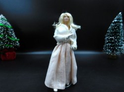 6 inch porc dollhouse lot 3 a
